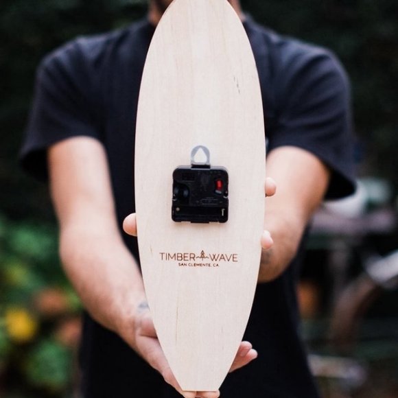 Hawaiian Palms Wall Clock - Picture 4 of 4